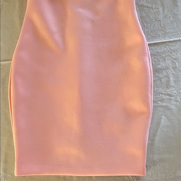 Guess Pink Ruffle Off-Shoulder Dress - Picture 3 of 9